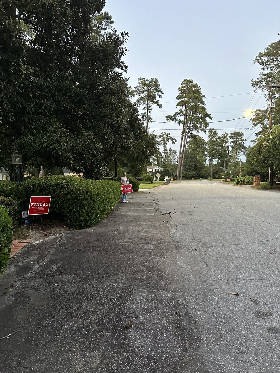 Alex Sandoval tweet media