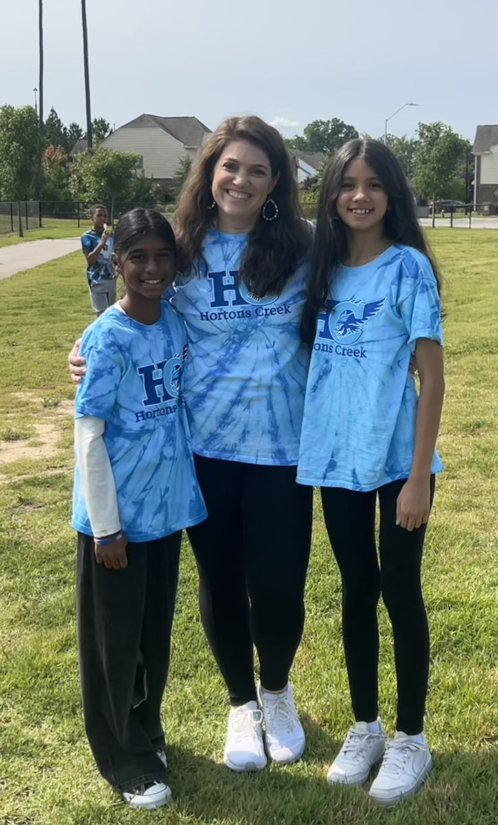 Mrs. Smith tweet media