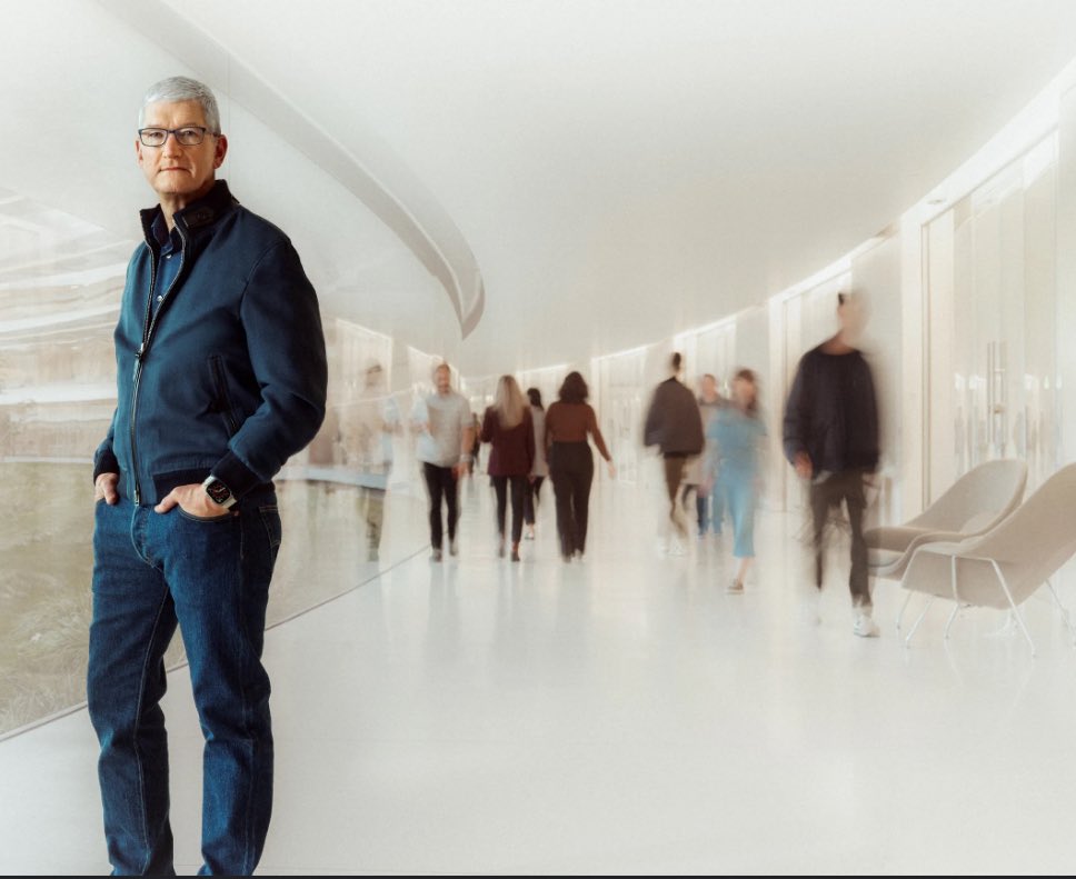 gingecass's tweet photo. @zachsew14 This made me look up “Tim Cook standing” and it did not disappoint https://t.co/yu18vF5huC