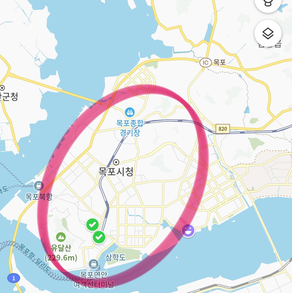 미술관 다니는 청년 tweet media