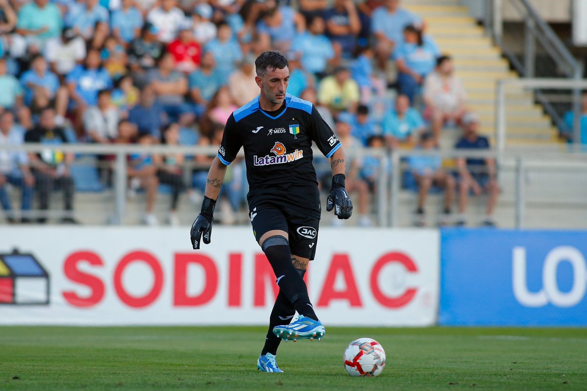 Agradecer cada msj q recibí estos días, son momentos duros sin lugar a dudas pero con esfuerzo, paciencia y la ayuda de mi familia los voy atravesar.Gracias a todos por estar y darme solo palabras de aliento, les aseguro que los valoro y mucho!Volveré más fuerte q nunca💪