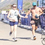 ohsupernaturalI's tweet photo. Bob was ahead and he looked back to grab Eliza's hand at the finish line 😭 https://t.co/wmL61p3dmE