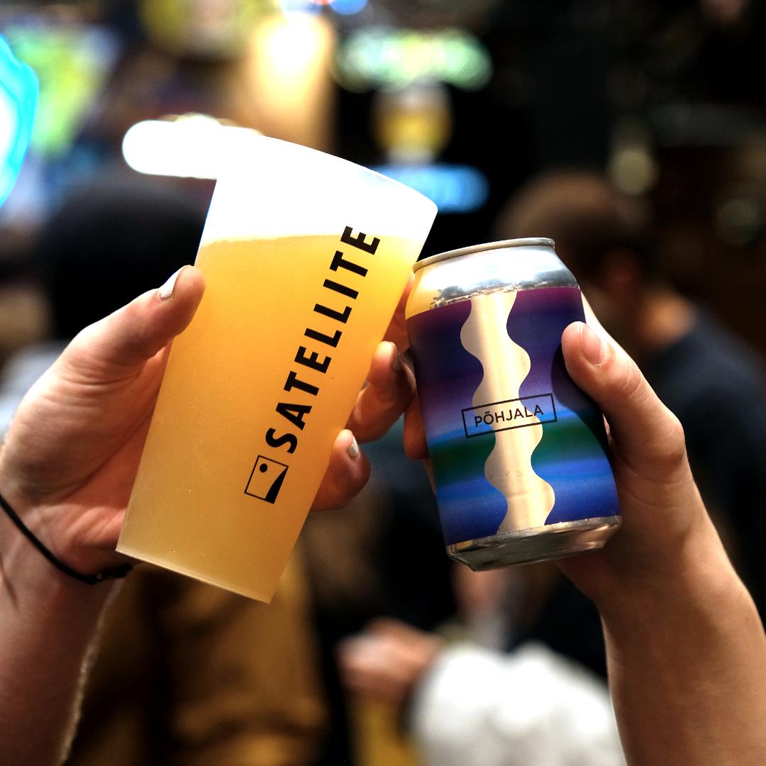 Nouvelles bières du mois au bar🍺

Pression : Uus Maailm de Pohjala, une session légère à 4.7% aux saveurs tropicales d’ananas, passion et pêche.

Bouteille : Berry Good de Pohjala, une sour fruitée aux mûres, myrtilles et framboises. Douceur confiturée et acidité légère, à 5%.
