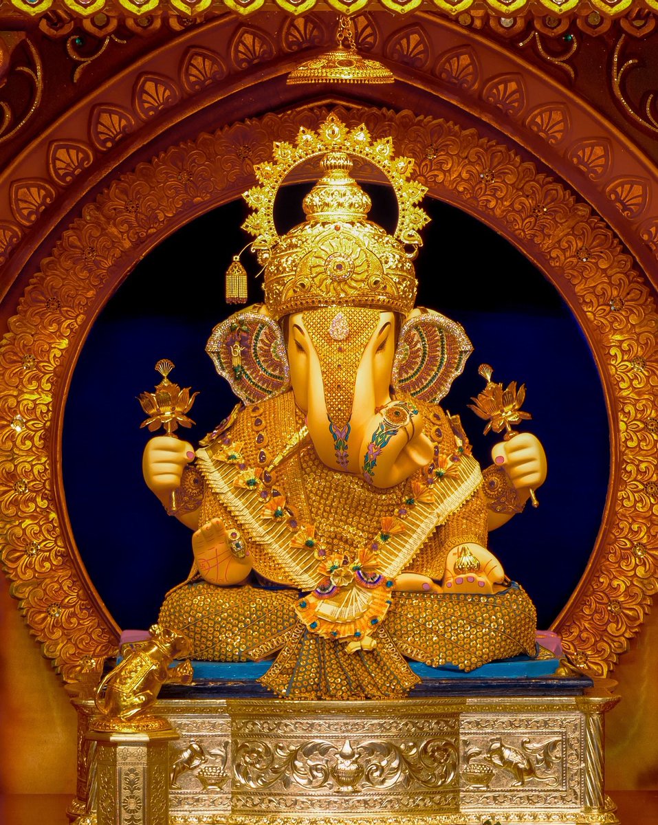 ig_stoner's tweet photo. Ganapati Bappa Moraya ♥️✨

Shot on :- apple ( iphone 15 pro )

#ganeshpuja2024 #thekolkatathings #ganesha #ganeshchaturthi #ganapati #ganapatibappamorya #explore #photography #photoseries #travelphotography #instapost #exploremore #shotoniphone #photooftheday #india https://t.co/jCXhCcqTIE
