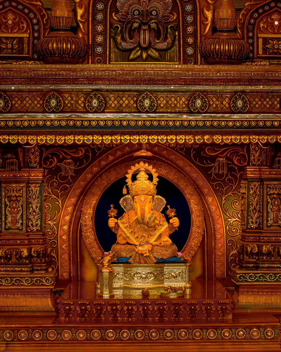 ig_stoner's tweet photo. Ganapati Bappa Moraya ♥️✨

Shot on :- apple ( iphone 15 pro )

#ganeshpuja2024 #thekolkatathings #ganesha #ganeshchaturthi #ganapati #ganapatibappamorya #explore #photography #photoseries #travelphotography #instapost #exploremore #shotoniphone #photooftheday #india https://t.co/jCXhCcqTIE