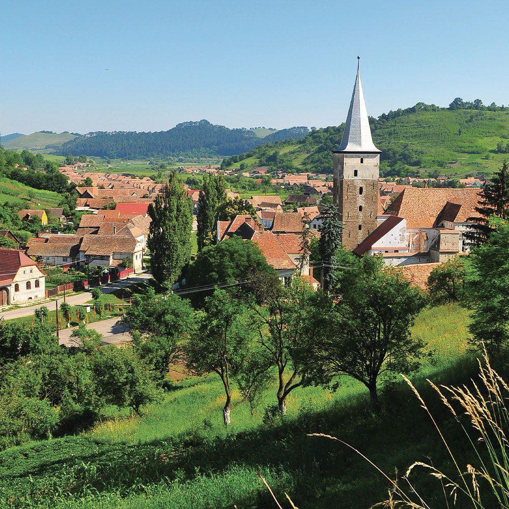 Moşna is a village located in Sibiu county, Romania. It is situated in the heart of the Transylvanian hills, surrounded by forests and rolling green hills. 

📸 source: iconarts.ro/#about

#traveling2romania
