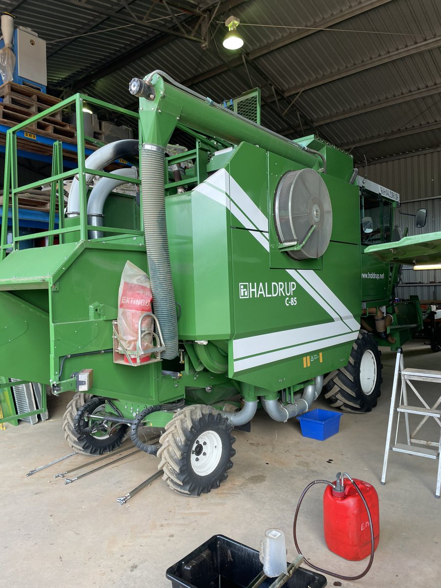 Gwern Thomas tweet media