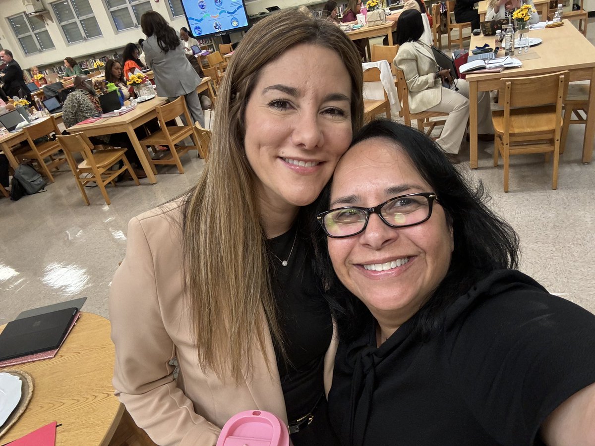 MrsMarrero_FFK8's tweet photo. Put first Scaled Principal’s Meeting was filled with great information on new systems, technology, internal funds, payroll, audits and updates. It is always great to see colleagues, share best practices &amp; learn together, in the BEST Region @MDCPSNorth @FienbergFisher @reaganlyn https://t.co/t2k3jVD47B