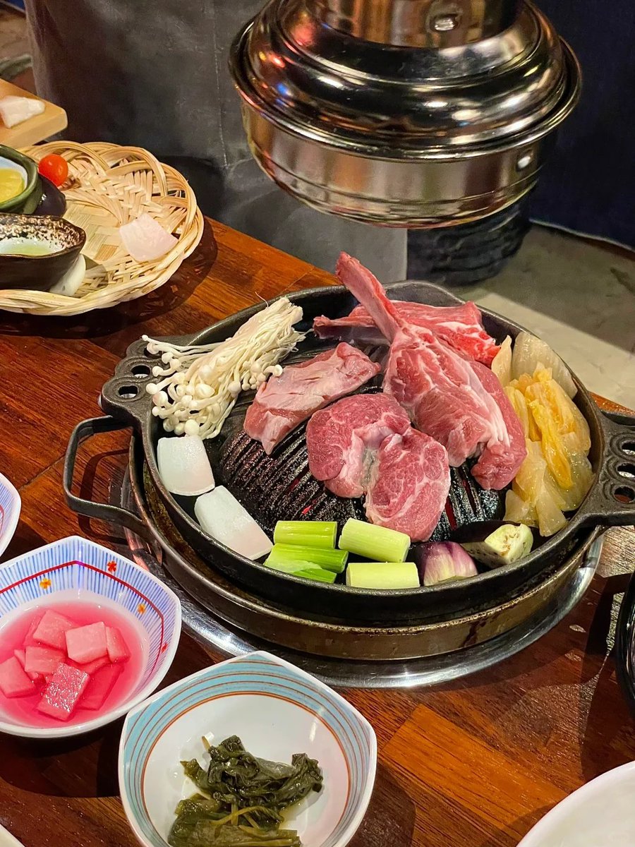 caroyln_grayce's tweet photo. 韓国🇰🇷釜山海雲台(ヘウンデ)シープステーキです https://t.co/NvciF6hMbl