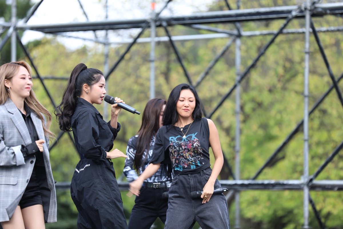 Artsro_Global's tweet photo. <Artsro Project: : DMZ Peace Concert in Yanggu>
✔Date : October 5th, 2019
✔Venue : Yanggu Military-Civilian Sports Center
✔Artist : MAMAMOO
#Artsro #mamamoo #KPOP #KIdols #Koreanidols #Concertproduction #concert #Concertpromotion #Concertagency #Artistbooking #Bookingagency https://t.co/QXRHHIGjlY