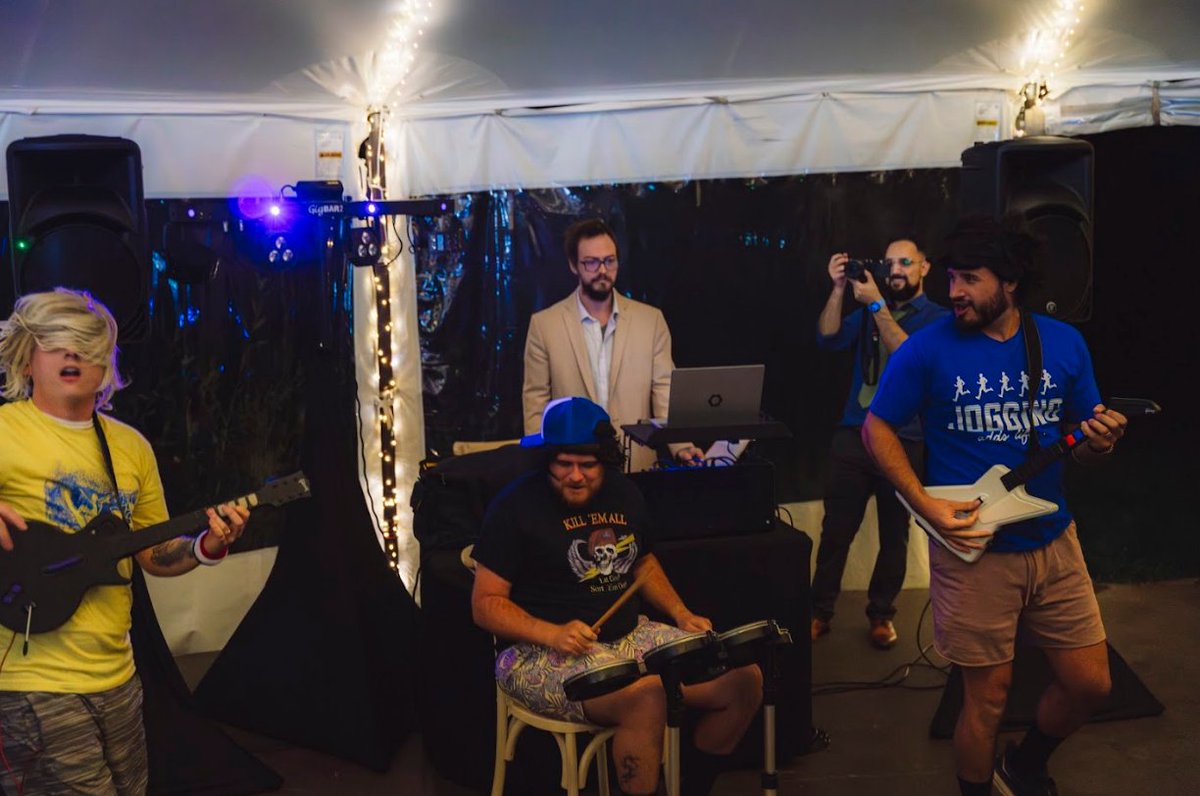 Rhabby_V's tweet photo. Wedding Suprise!! 

I splurged a little bit of my savings.. and got BLINK-182 to perform the song "First Date" At our Wedding!! 

I couldn't beleive they actually came!!! https://t.co/UHQGnWYFaU