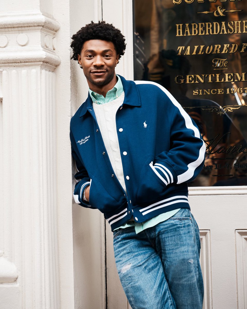 RalphLauren's tweet photo. #JonathanDaviss in classic #PoloRLStyle. The actor joins us at the #PoloRalphLauren Prince Street store ahead of attending the @USOpen finals this past weekend.

#RLTennis #RalphLauren #USOpen https://t.co/W26kdemexU