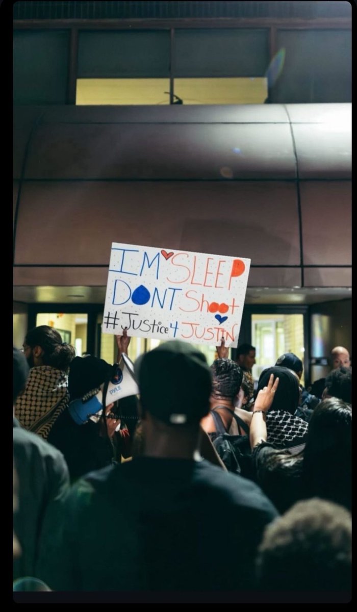 BoosieLove's tweet photo. Marion Barry would never #Justice4Justin them cops should be punished for that #ImSleepDontShoot #WhereIsTheMayor https://t.co/KFDM9wgOks