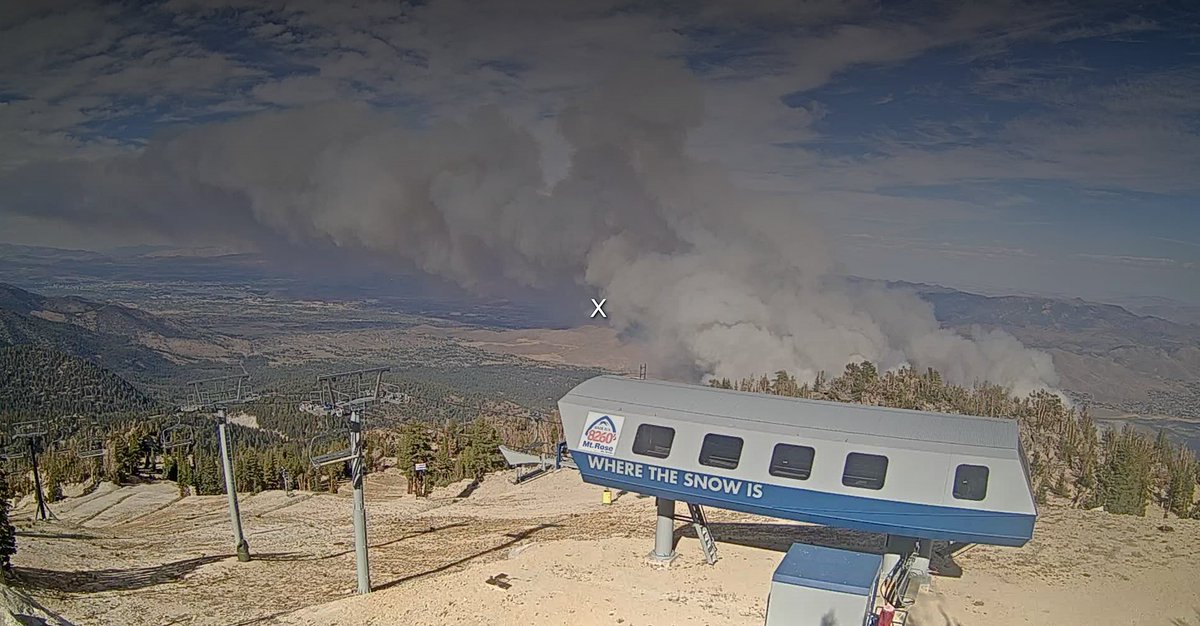 liftblog's tweet photo. Last image from the @MtRoseSkiTahoe summit cam before it was taken offline. Keep Nevada and California in your thoughts. #DavisFire https://t.co/Kj5MafANsG