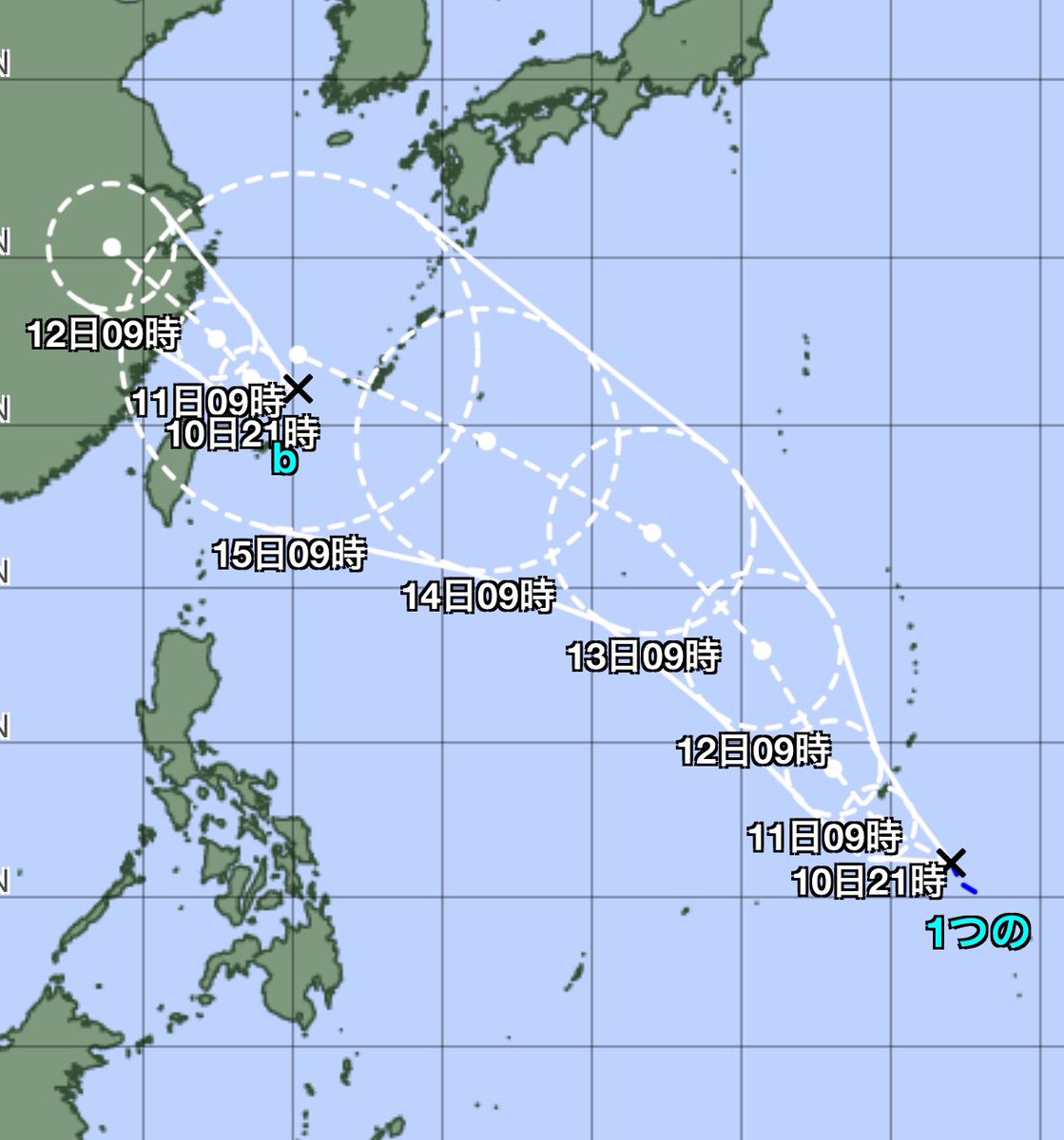 nakasone_tomomi's tweet photo. な、なんと
２つ台風🌀🌀
出来るみたい

#沖縄 https://t.co/F6qb3P1KNE