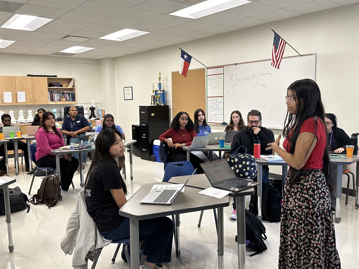 Dallas Urban Debate Alliance tweet media