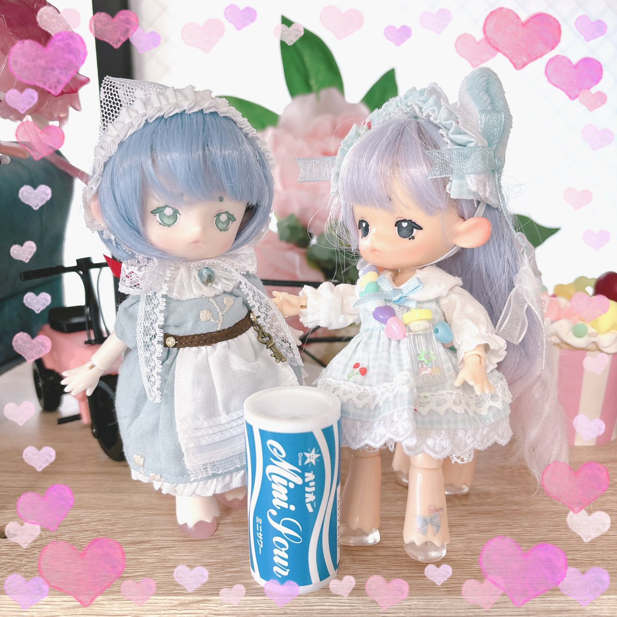 amemitunemuru's tweet photo. 🦄「まぁ一杯やんねぇ🍻」
☺️「(大きすぎる…)」
この子達も打ち上げです。ドルショモデルお疲れ様!🥳
#DS73 #アンティーユ #antu https://t.co/X91GGSjl9E