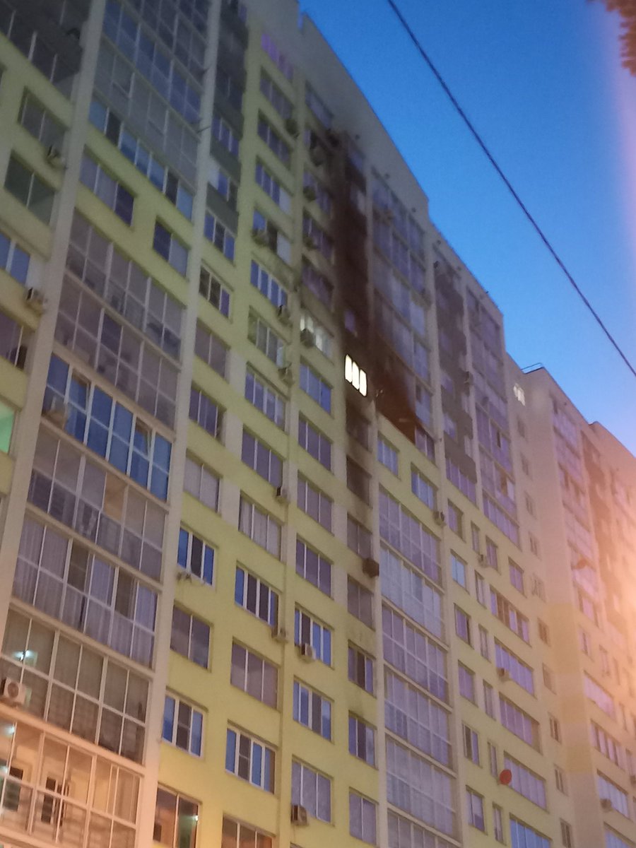 В мой дом в Раменском только что попал украинский дрон. И во многие соседние.