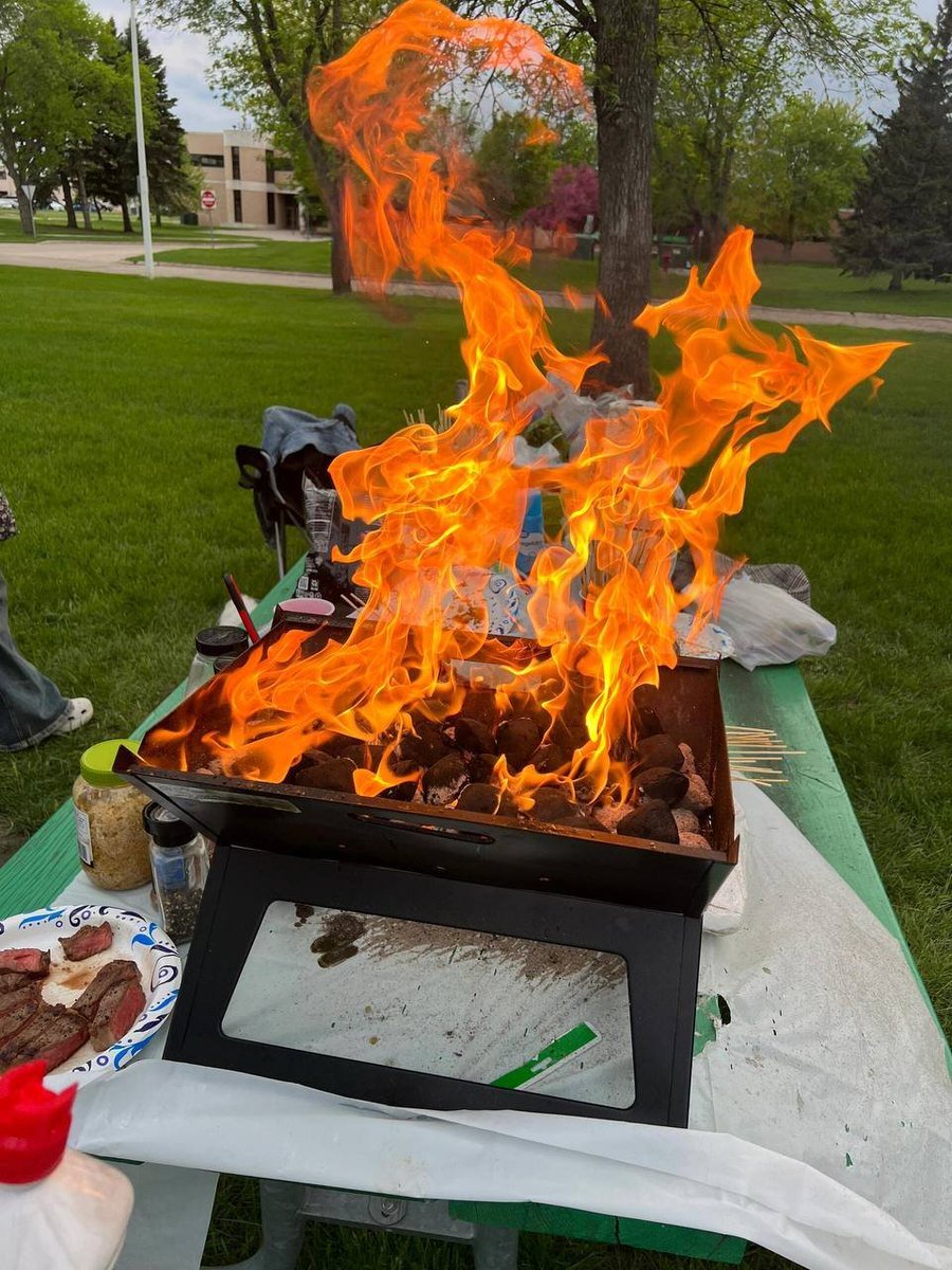 忙しい生活から抜け出して、自然の中で心が解放されます。キャンプは、自然の恵みを享受し、心の声に耳を傾ける、自分に戻るための最高の手段です。ここからは、あなたのリズムを取り戻していきます。🍃🌙