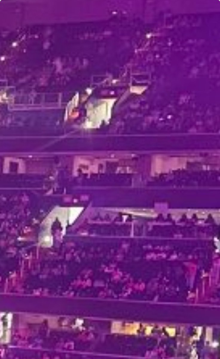 Asmr_Unique's tweet photo. #SoldOutNicki https://t.co/Y5FbxxWK3I