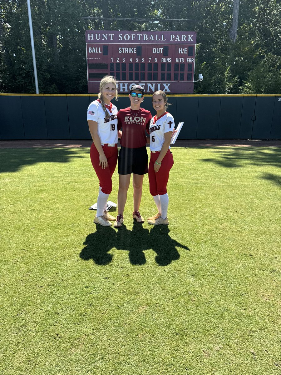 I had the best time at <a href="/ElonSoftball/">Elon Softball</a> this weekend! I love the softball program and campus. Thank you <a href="/CoachSophDevesa/">Sophia Devesa</a> and Coach Lynch for an amazing camp! <a href="/nationals_bmac/">Nationals McDowell</a> <a href="/zoemorgan2026/">Zoe Morgan 2026</a>