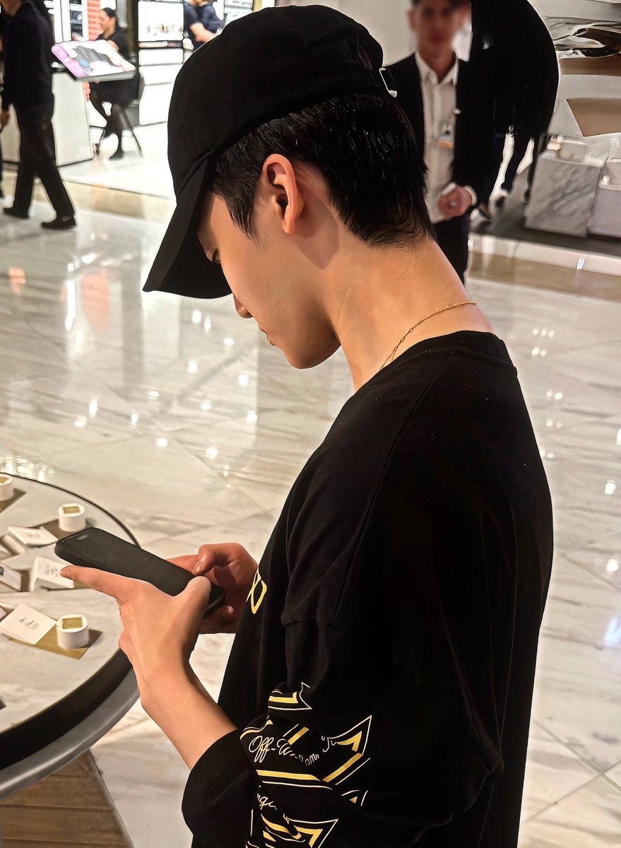 _mytriplej's tweet photo. แจมินสองรูปนี้คือที่สุดของความ boyfriend material เหมาะกับการเป็นแฟน (ปลอมๆ) ในสตอรี่ไอจีมาก ㅠㅠ https://t.co/t8kWH0RcTp
