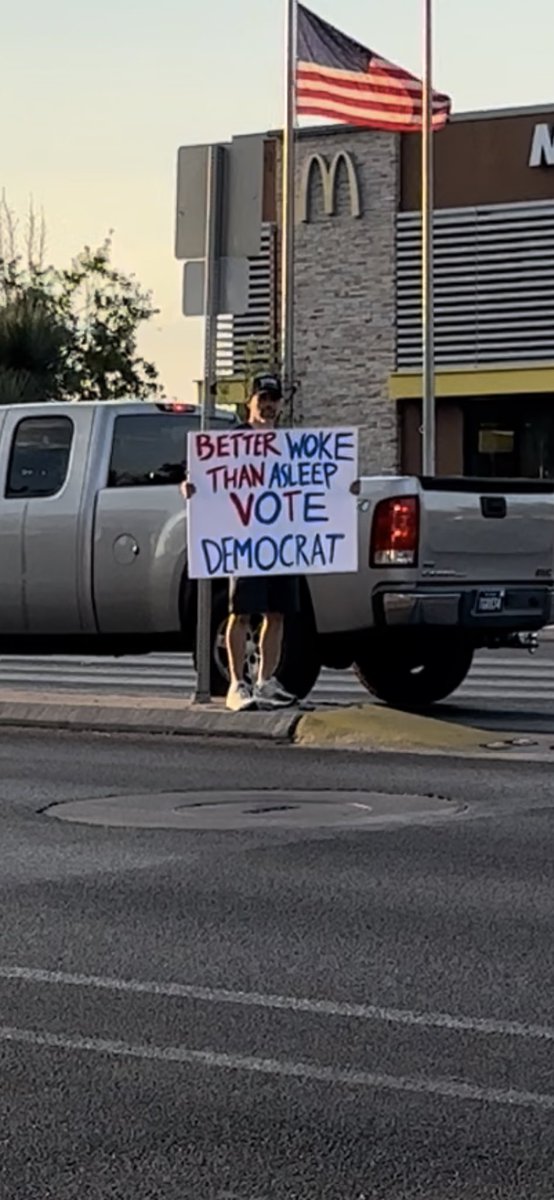 PeteDominick's tweet photo. A couple of weeks ago I heard @benwikler say to go swing states and volunteer. So here I am getting started in Nevada. Tomorrow I’ll attend voter registration and start knocking doors. Be the change. Do the work. Elect Democrats. https://t.co/9AULuZHYeo