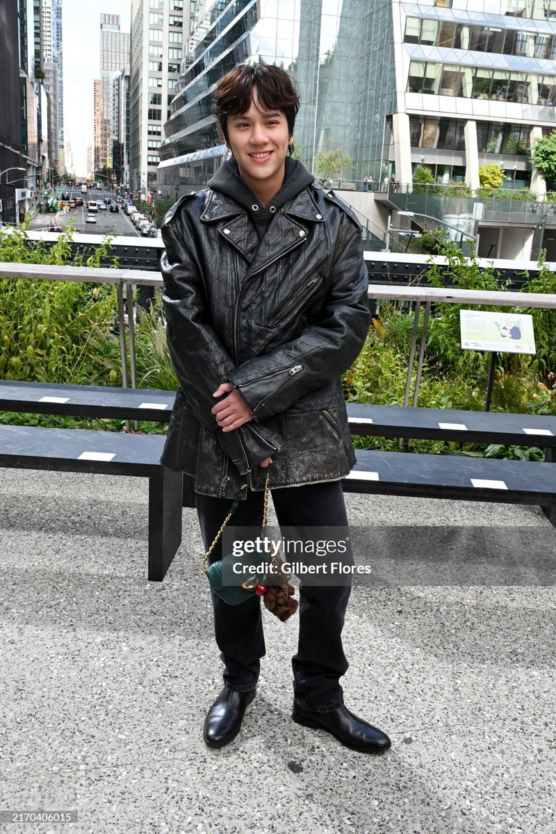 น่ารักมากกก นางไม่ตายกล้อง getty ชั้นก็ตายตาหลับละ(ยัง) ฮือๆๆๆ

NANON COACH NYFW2025
#CoachNYFWxNanon
#CoachSpring25
#CoachNY #mynameisnanon