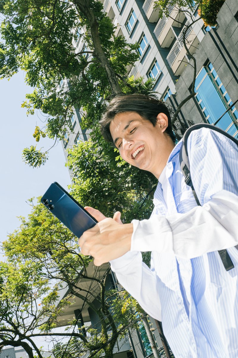 visvalofficial's tweet photo. FUN FACT! ini yang paling seru karena... we make it exclusive🥳🎁

pertama, Asteria Backpack yg ada dalam package warnany exclusive! it means, hanya bisa km dapetin di package tsb

kedua, HP Samsung Galaxy A06 dilindungi Knox Vault yg bisa bgt melindungi semua data penting di HP! https://t.co/oiTDlWtSRa