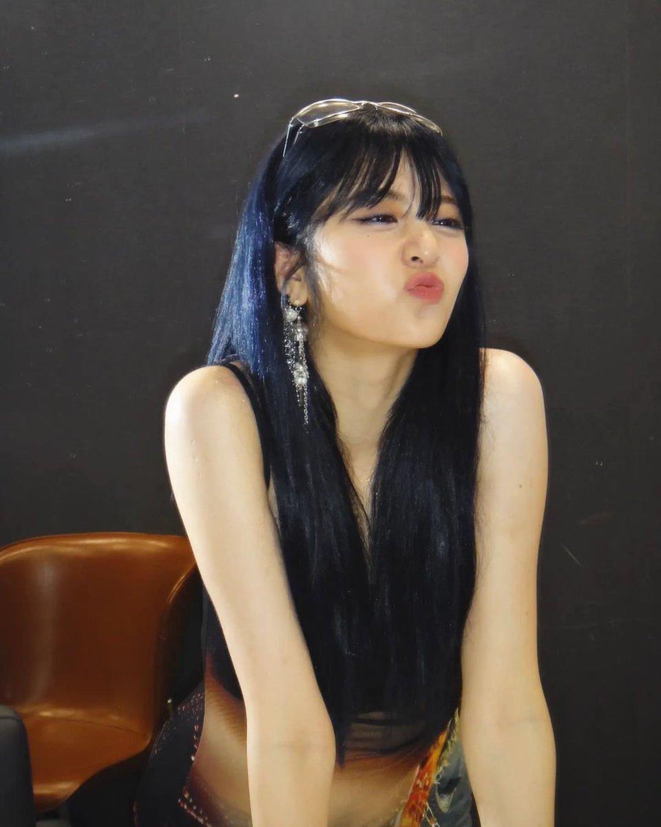hourly__yunjin's tweet photo. ユンジンちゃんホンマにかわええ❣️ https://t.co/W3vATtuxx0