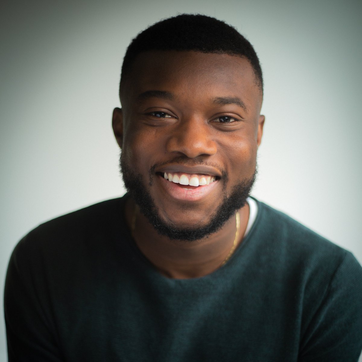 “My desire is [to] offer an encouraging hand and encourage young adults to find hope.” – young adult author Tomi Oyemakinde (50th author featured plus 223 book reviews): yadudebooks.ca
<a href="/cormorantbooks/">Cormorant Books</a>, @deWaardSara, <a href="/tomioyemakinde/">Tomi Oyemakinde</a>, #SchoolLibrarian #TeacherLibrarians