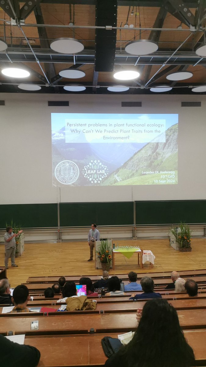 Robert Rauschkolb (@r_rauschkolb) on Twitter photo Looking forward to the second day of the @GfoeSoc conference in Freising. Starting with a keynote talk by <a href="/leanderegg/">Leander Anderegg</a>. 🐑🐦🐝🌻 Looking forward to the second day of the @GfoeSoc conference in Freising. Starting with a keynote talk by <a href="/leanderegg/">Leander Anderegg</a>. 🐑🐦🐝🌻