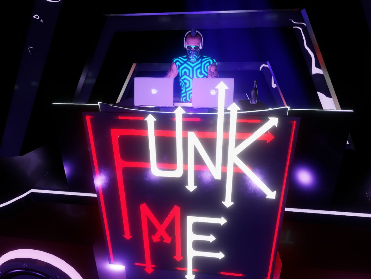 RuDaThird3DX's tweet photo. Another set in the books for FunkMe! Another sick night with three sick sets! Cant wait for FunkMe Sideways on the 30th....
#FunkMe #RuDaThird #TracyX #Tomsy