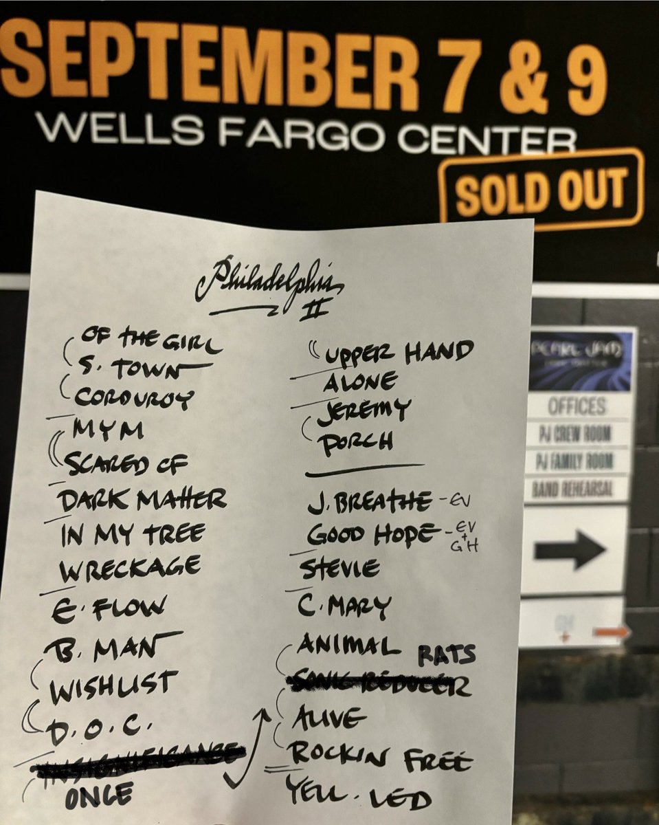Pearl Jam tweet media