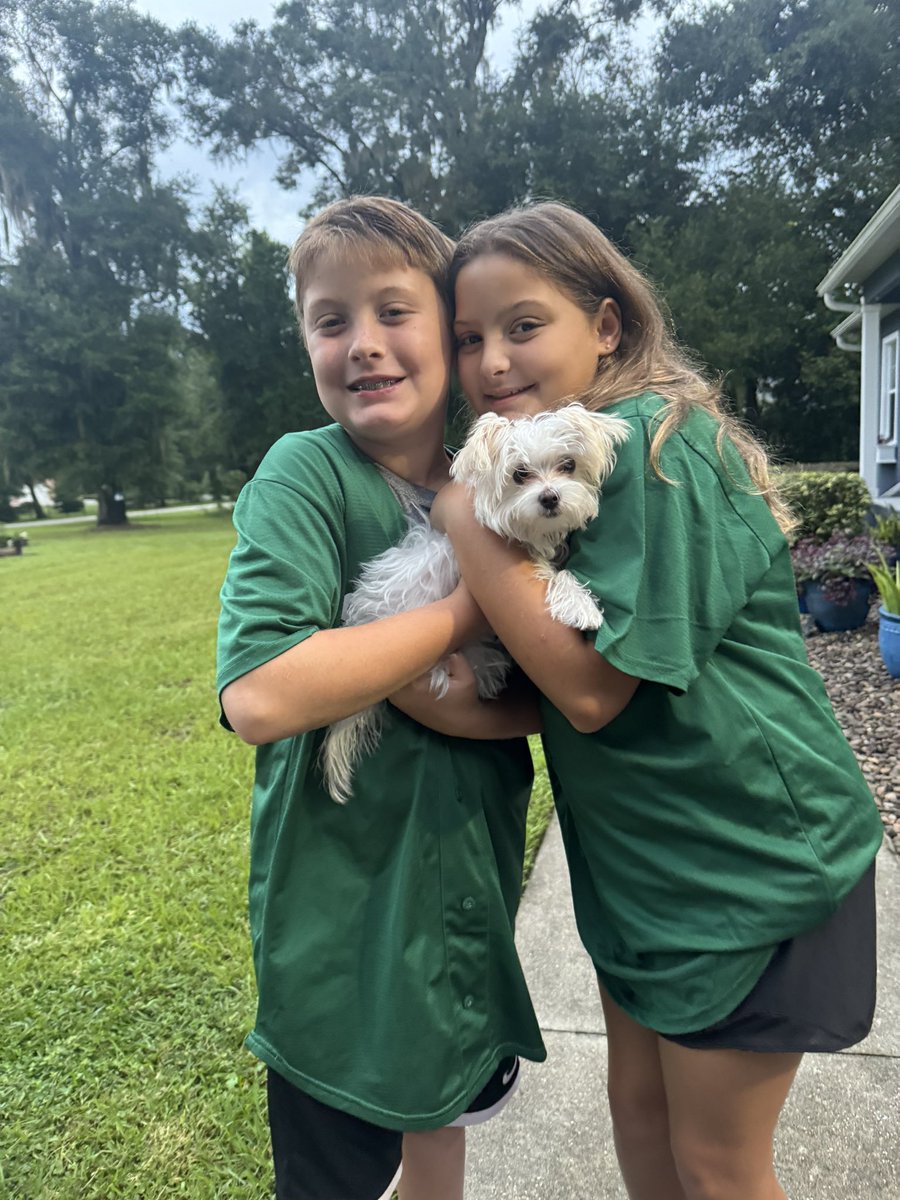 Mascot Monday <a href="/CitrusGrove_VCS/">Citrus Grove Elementary, Deland FL</a> <a href="/StetsonU/">Stetson University</a>