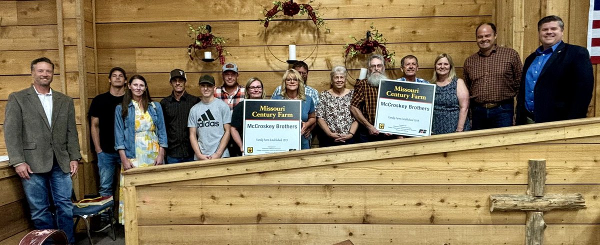 John_C_Russell's tweet photo. Greene County @MOFarmBureau hosted another terrific Membership Appreciation Night. 

This year, two families were presented a Century Farm Award. This award recognizes farms that have been in the same family for 100 years.  Congratulations to the Feemster and McCroskey families. https://t.co/uYVcdDmQNX
