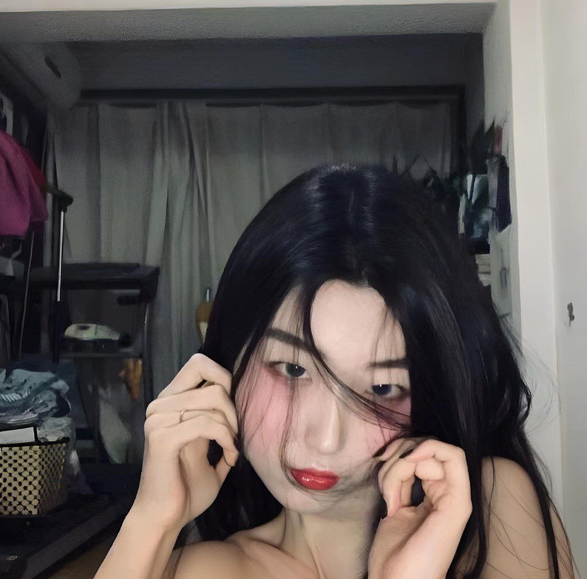 AChencccc's tweet photo. #投稿 #曝光 #榨精婊母狗 #精盆 #死妈丧志狗 #公用便厕 #野种 #母猪 #精液 #榨精女王  #榨精母狗 #骚逼 #妓女 
不好了。这个自称是江苏南京的绿龟贡献的女友。说被染上艾滋。情况是否属实，还有待考证。顺便报出姓名：姜玲珑
各位管好下半身 https://t.co/811iAdIf6k