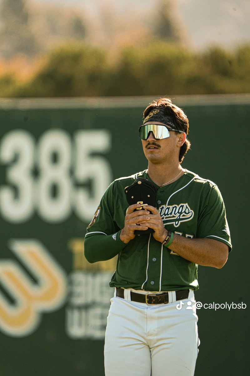 CalPolyBSB's tweet photo. We see life through polarized lenses 🕶️

#ridehigh #cpbsb https://t.co/K7JAT6e8CO