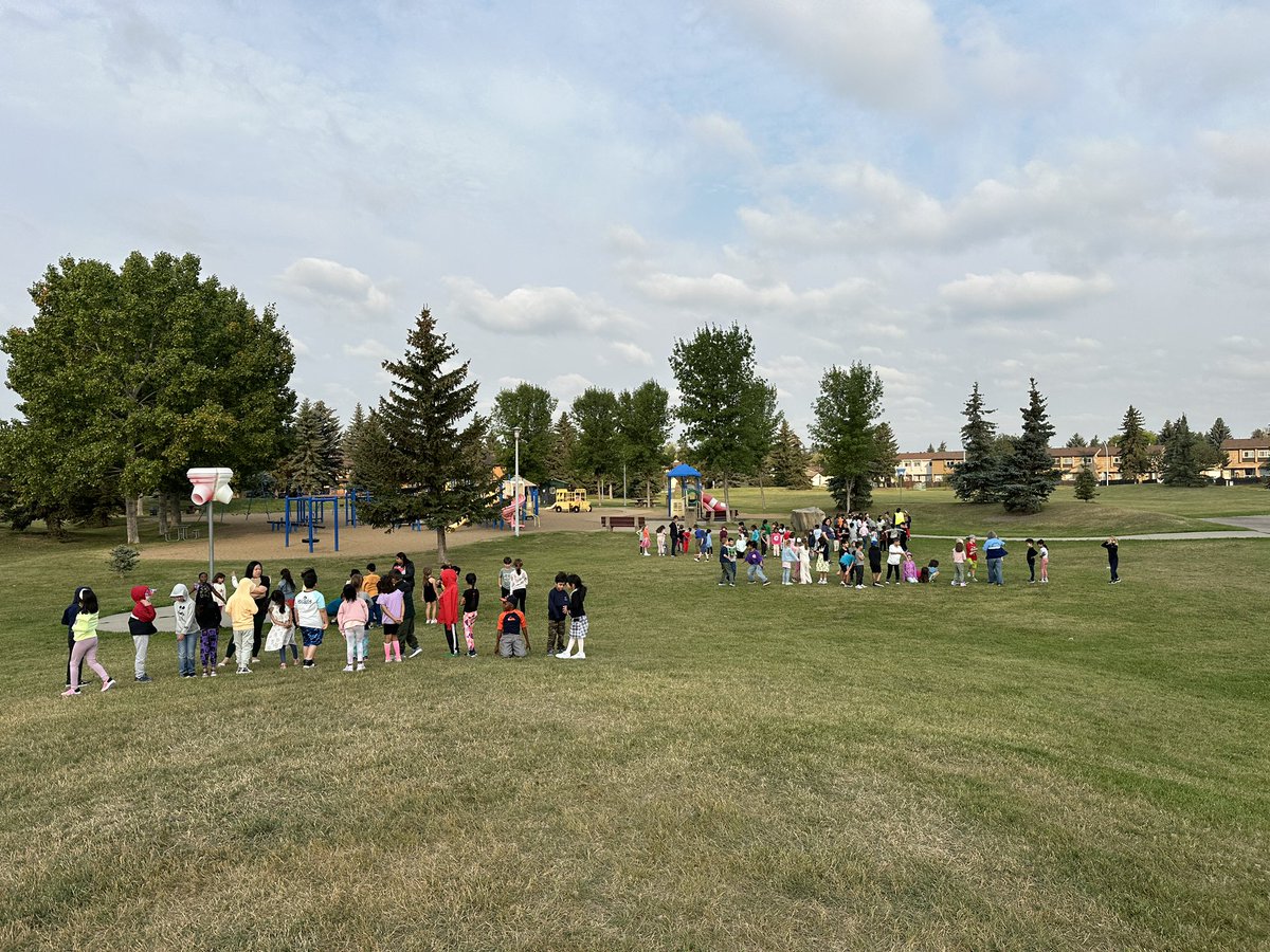 SweetGrass_EPSB's tweet photo. First evacuation drill of the year! #saferyfirst #epsb https://t.co/76YAadrq76