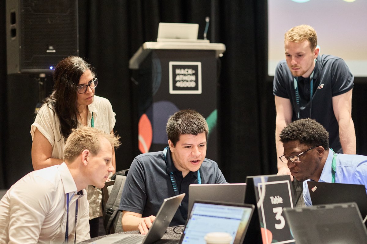 NetSuite's tweet image. #SuiteWorld Day 1 ✅ From the opening keynote with Evan Goldberg, to the Hackathon 4Good, and welcome reception, it was All Systems Grow. Experience the magic of SuiteWorld virtually when you sign up for our FREE On Air program. Register here: social.ora.cl/6018W5YZg