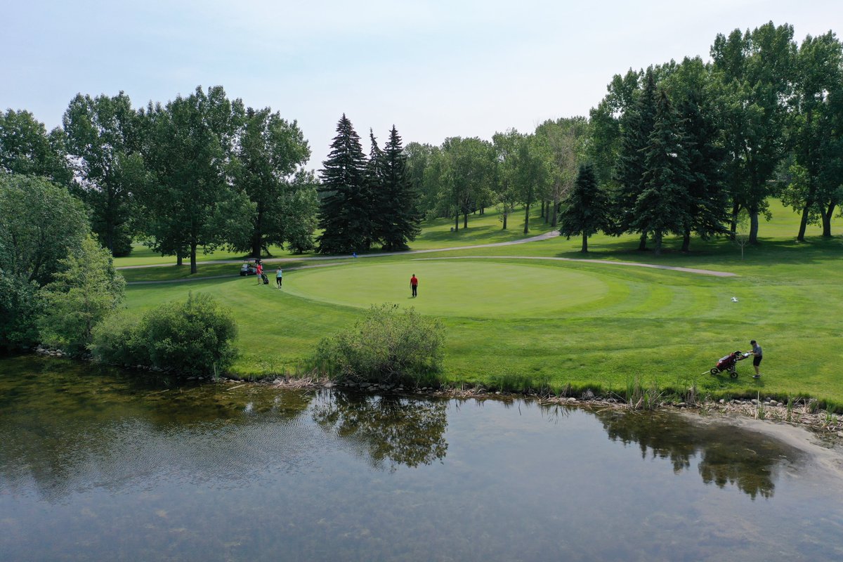 It's International Thank a Golf Superintendent Day. We are so proud of our golf team and we encourage everyone who loves golfing to thank your golf course management team using #ThankASuper. #yycgolf #calgarygolf #golflife #golfcourse