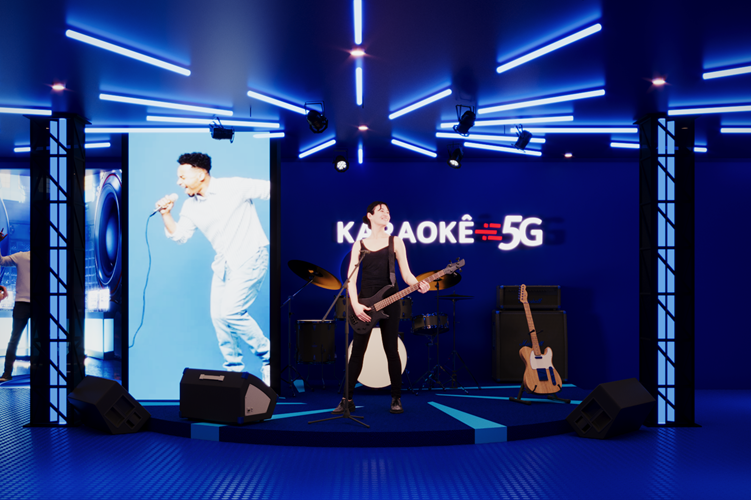 Embarque's tweet photo. TIM traz karaokê, hologramas e acolhimento feminino ao Rock in Rio https://t.co/bN4VMYb9PN https://t.co/gjcK0atGoI