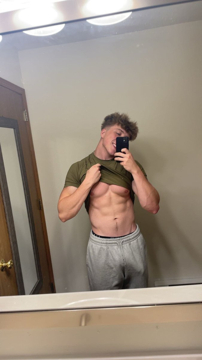 unknownlifter tweet media