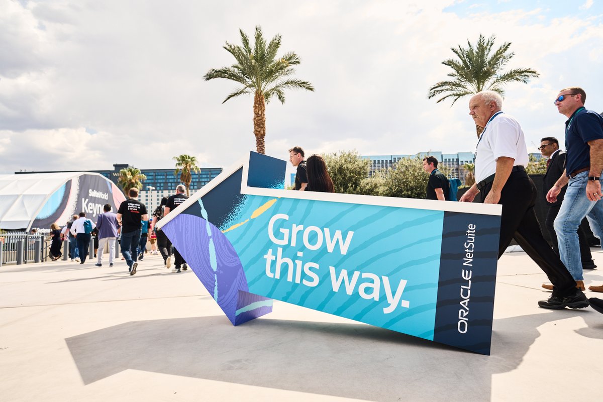 NetSuite's tweet image. #SuiteWorld Day 1 ✅ From the opening keynote with Evan Goldberg, to the Hackathon 4Good, and welcome reception, it was All Systems Grow. Experience the magic of SuiteWorld virtually when you sign up for our FREE On Air program. Register here: social.ora.cl/6018W5YZg