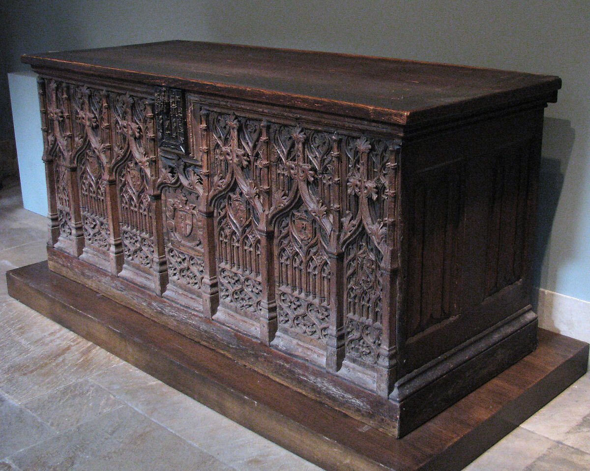 TudorAge1973's tweet photo. #TudorTuesday
Chest with Coats of Arms
French
Early 16th Century
Oak, iron mounts
https://t.co/NDIg7ruUid
#Chest #CoatsofArms #Oak #IronMounts #KingCharlesVIIIofFrance #KingFrançoisIofFrance #Valois #ValoisAngoulême #France #History https://t.co/jZ2Bp4tpWK