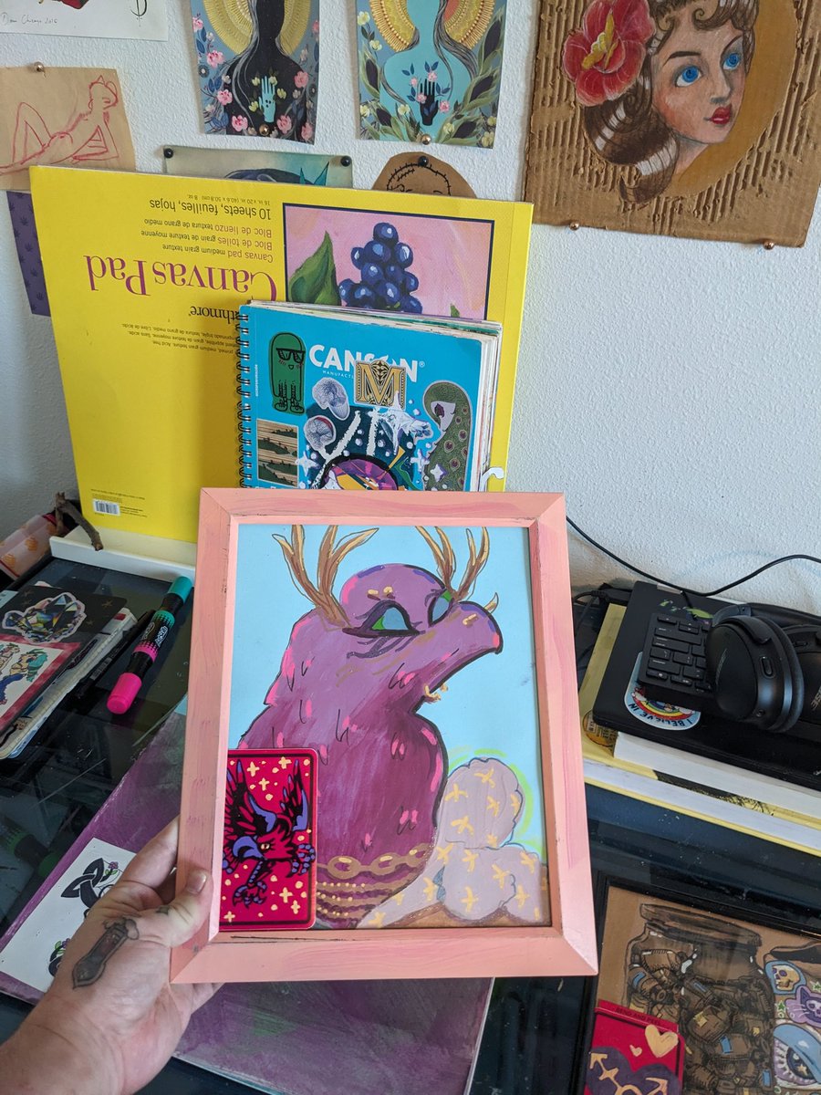 erin_m_creates's tweet photo. Made these small framed works that come with handmade stickers!! #MixedMediaArt #ArtStudio #DogArt #BirdCreature #CharacterArt #TransArtist https://t.co/fWWvmpmB0r