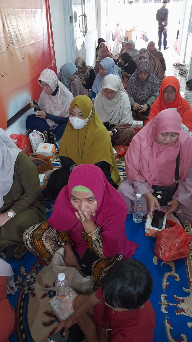 Konsolidasi DPC Kramat Jati 
Ahad, 8 September 2024
Kami merapatkan barisan dulu ya guyss
Jaringan akar rumput tetap solid.. 
pilih RK - Suswono (RIDO)