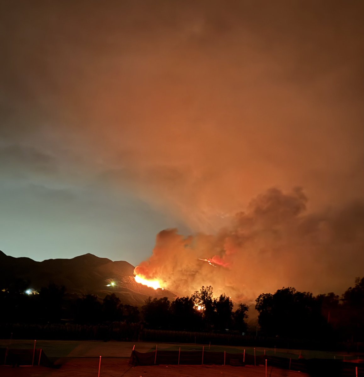 OCFA (@ocfireauthority) on Twitter photo <a href="/OCSDRanchoSM/">OCSD - Rancho SM</a> <a href="/OCSheriff/">OC Sheriff, CA</a> <a href="/City_of_RSM/">City of RSM</a> <a href="/ClevelandNF/">Cleveland NF</a> <a href="/CityofCostaMesa/">City of Costa Mesa</a> As of 9:30 p.m., the fire is at an estimated 5,432 acres. Firefighters will continue their work throughout the night. Please continue to follow us here for updated information. <a href="/OCSDRanchoSM/">OCSD - Rancho SM</a> <a href="/OCSheriff/">OC Sheriff, CA</a> <a href="/ClevelandNF/">Cleveland NF</a> <a href="/OCSDRanchoSM/">OCSD - Rancho SM</a> <a href="/OCSheriff/">OC Sheriff, CA</a> <a href="/City_of_RSM/">City of RSM</a> <a href="/ClevelandNF/">Cleveland NF</a> <a href="/CityofCostaMesa/">City of Costa Mesa</a> As of 9:30 p.m., the fire is at an estimated 5,432 acres. Firefighters will continue their work throughout the night. Please continue to follow us here for updated information. <a href="/OCSDRanchoSM/">OCSD - Rancho SM</a> <a href="/OCSheriff/">OC Sheriff, CA</a> <a href="/ClevelandNF/">Cleveland NF</a>