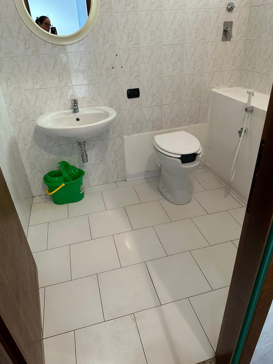 auroservicesrls's tweet photo. Pronto a trasformare il tuo bagno in un'oasi di pulizia? 📷 Sappiamo quanto possa essere noioso, ma con i giusti prodotti e un po' di buona volont��, anche il bagno più trascurato può tornare a splendere!
https://t.co/l22sWRaJB1
https://t.co/WLAn5U7B2X
#pulizia #bagno https://t.co/uHMIvYT5dG