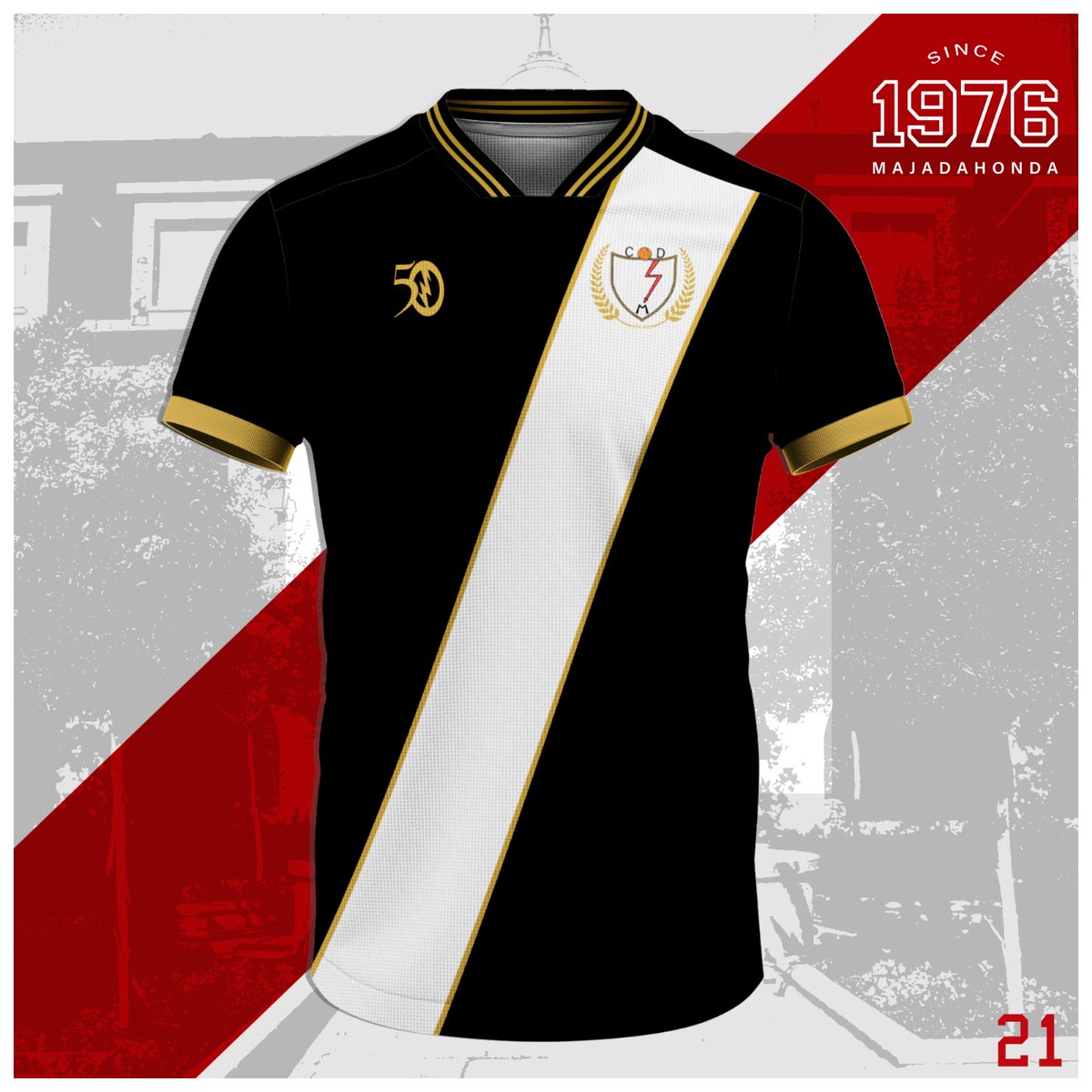 Since1976RMJ's tweet photo. 👕 #21 || Propuesta de camiseta visitante para la temporada 2026-27. Logo del 50 aniversario y escudo del CD Rayo Majariego con laurel bordados.  Inscripción de ¡Vamos mi Rayo! en la espalda.

#VamosMiRayo ⚡️ https://t.co/kxoxeDUeXV